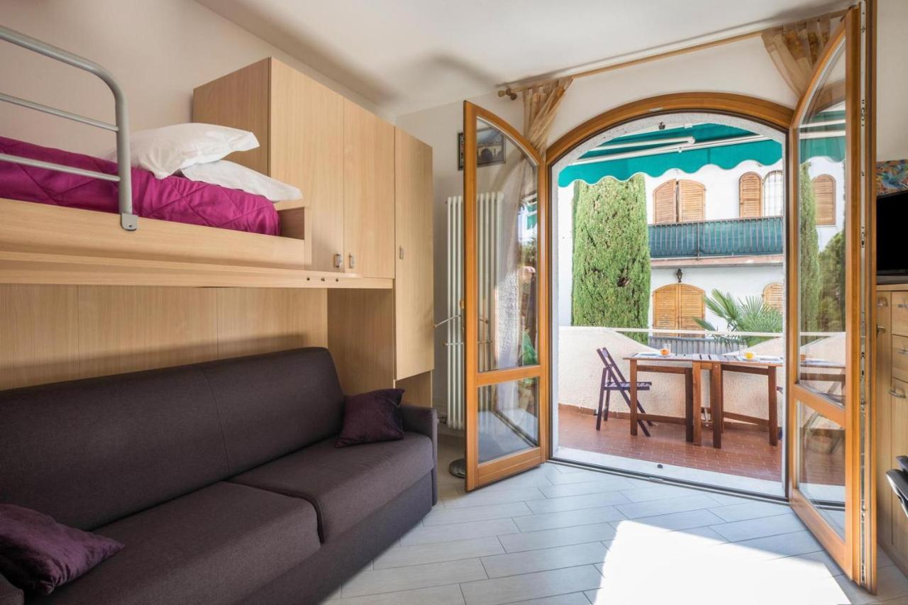 Il Bianconiglio Daire Peschiera del Garda Dış mekan fotoğraf